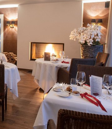 csm_Ambient-background-1_f2b386893d